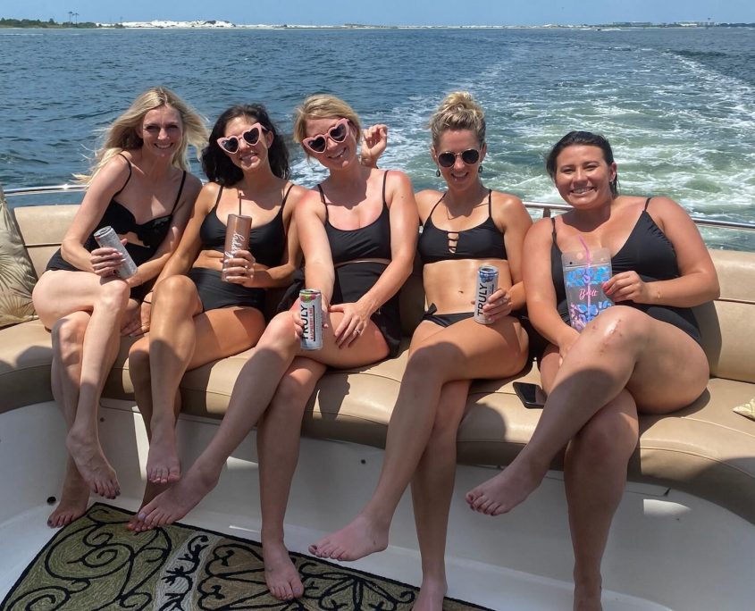 full-day 8-hour luxury yacht rental in Destin, FL